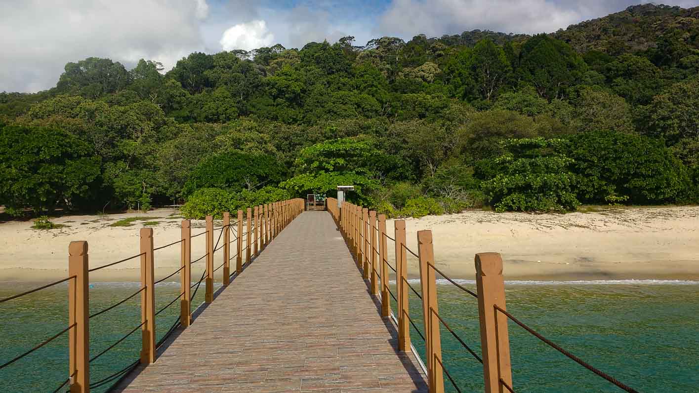 Pentai Kerachut muelle (Parque Nacional de Penang) Malasia. Cosas que ver en Georgetown en tres días.