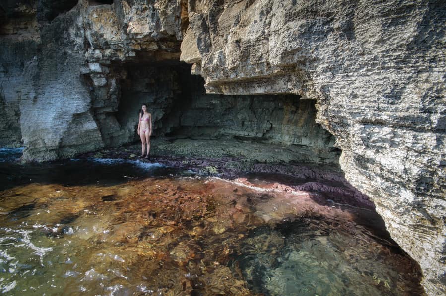  Cuevas en el Area marina protegida del Plemmirio Siracusa fotos Italia
