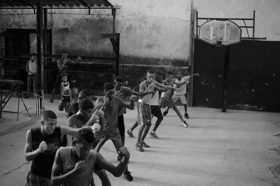 Entrenamiento de boxeo en el gimnasio Rafael Trejo la Habana Cuba. Guia de cosas que hacer en la Habana.