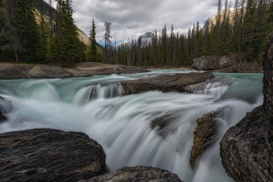 que hacer en el parque nacional yoho natural bridge naturaleza guia de viaje