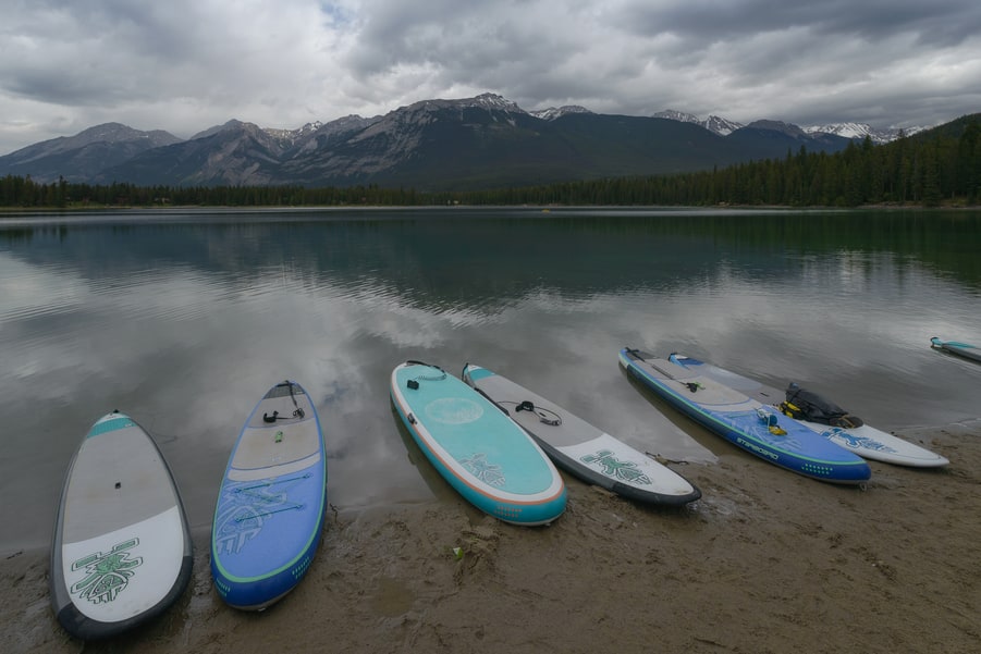 Edith lake kayaking in jasper