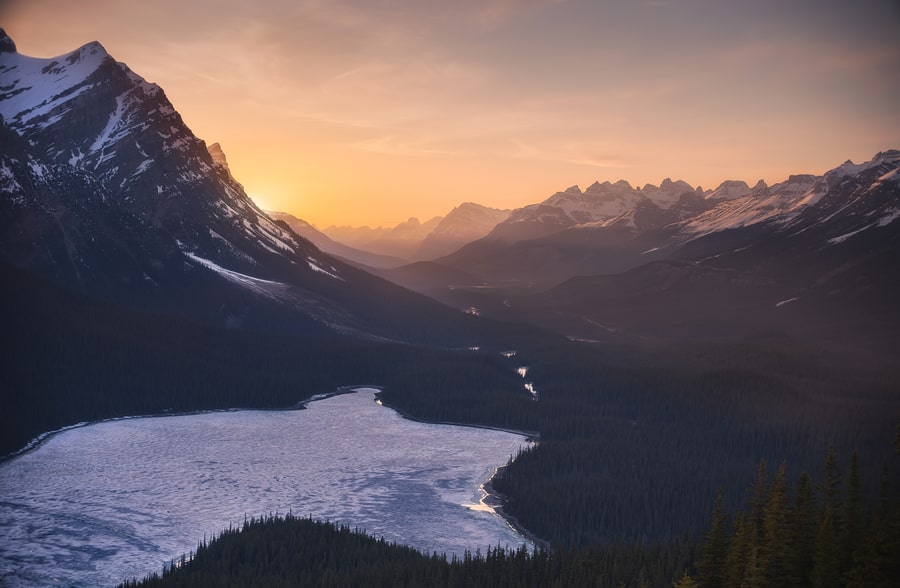 atardecer peyto lake sobrenatural en la icefields parkway paisajes montañas rocosas