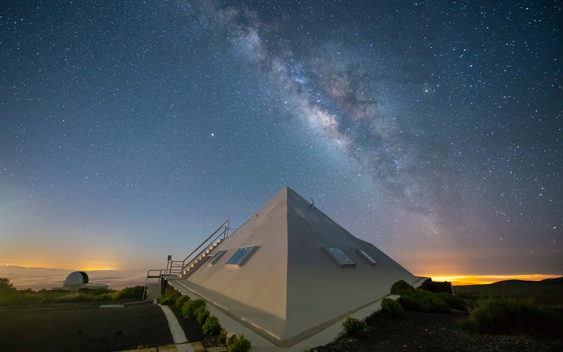 Milky Way observatory night photography Spain