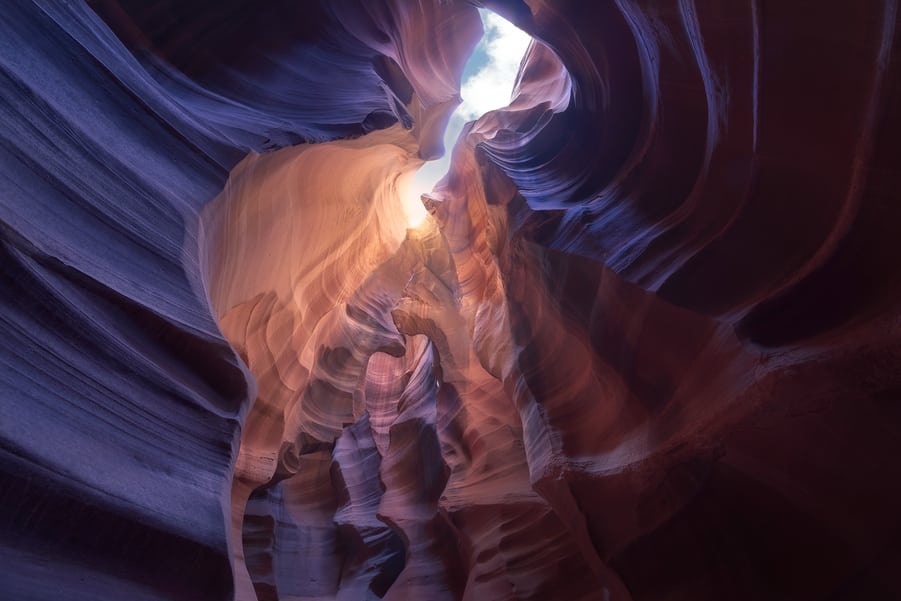 Light coming through canyon, best month to visit antelope canyon