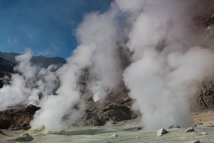 fumarolas volcán Mutnovsky que ver en kamchatka mejores tours