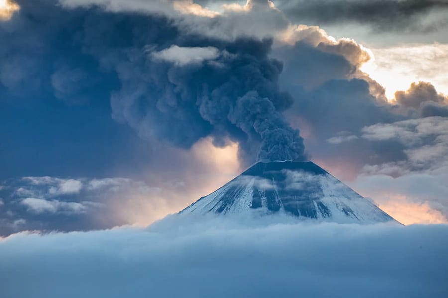 Kliuchevskoi volcanic ash kamchatka photography expedition price