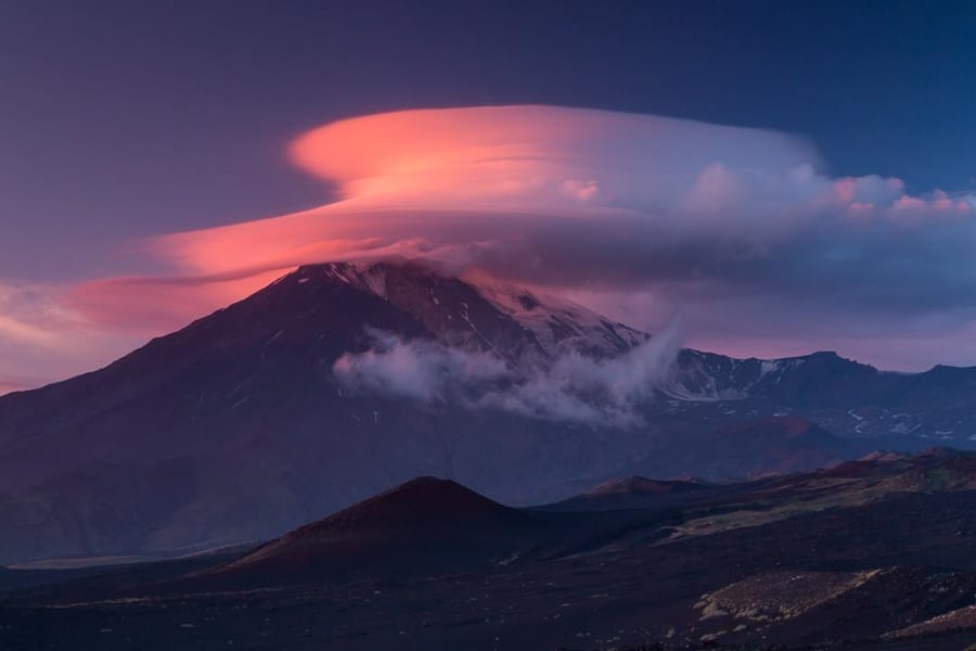 lenticular clouds kamchatka photo tour in group