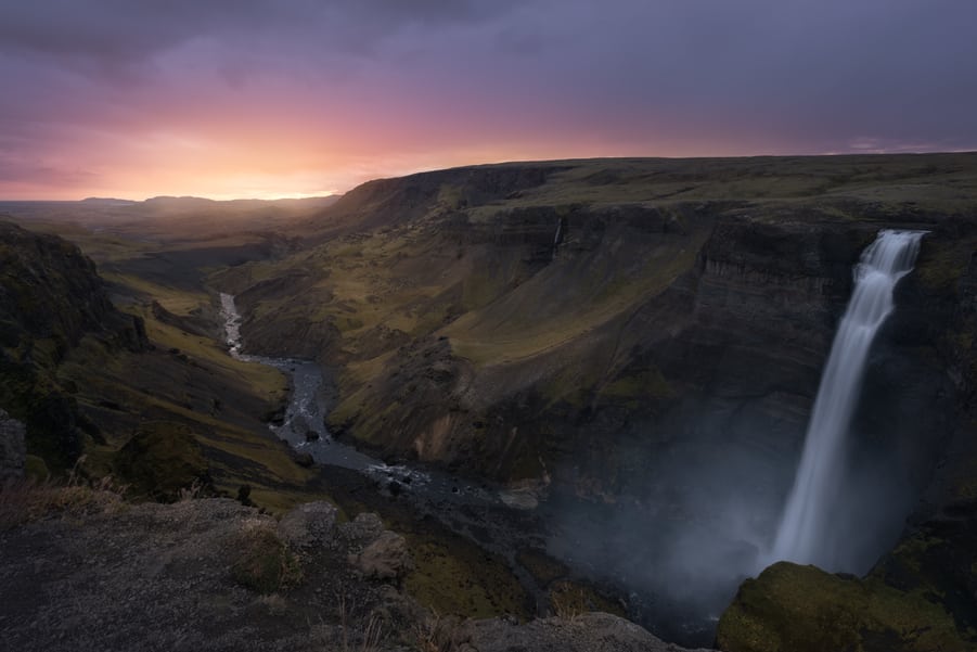 Haifoss, una de las cascadas más impresionantes de Islandia