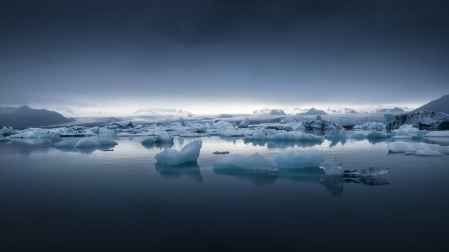 Ruta en Zodiac por la laguna glaciar Jökulsárlón, cosas por hacer en Islandia