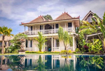 travelling to bali on your own
