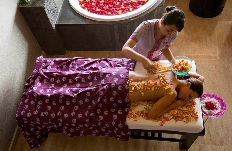 massage in spa villa ayana resort bali