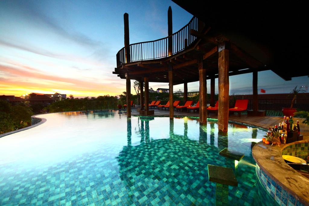 Hotel deals in Bali infinity pool