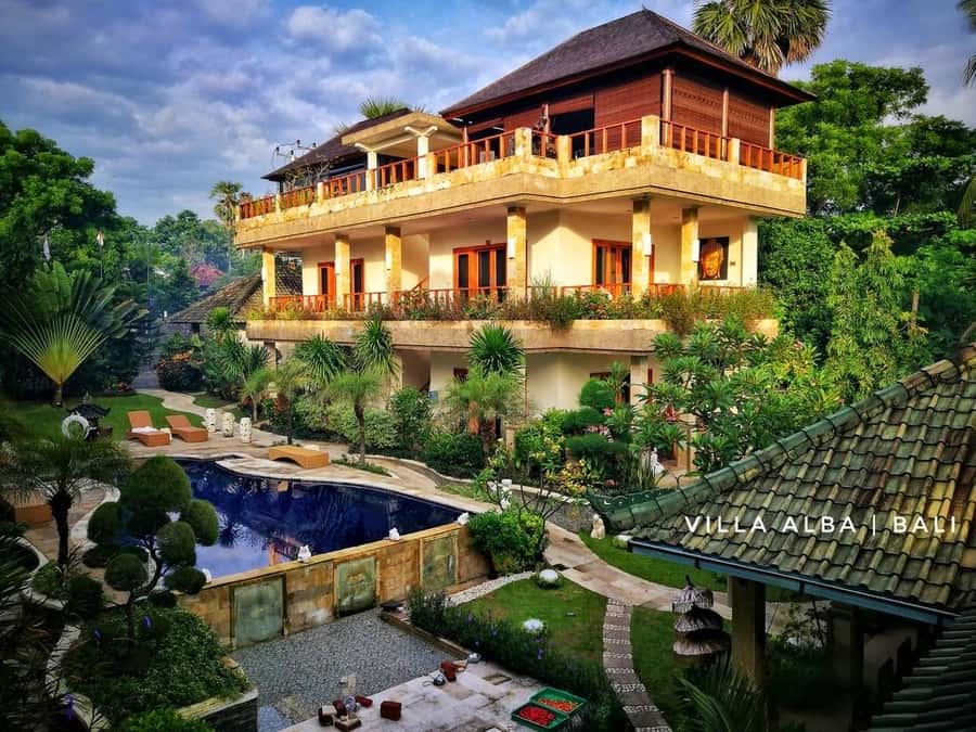 Villa Alba Bali Dive Resort where to stay in cheap Bali