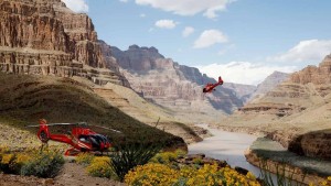 Grand Celebration tour, the best Grand Canyon West helicopter tour
