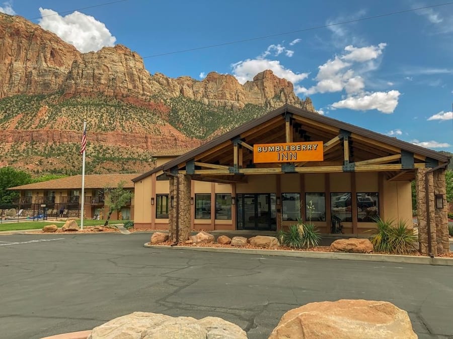 accommodation at zion national park
