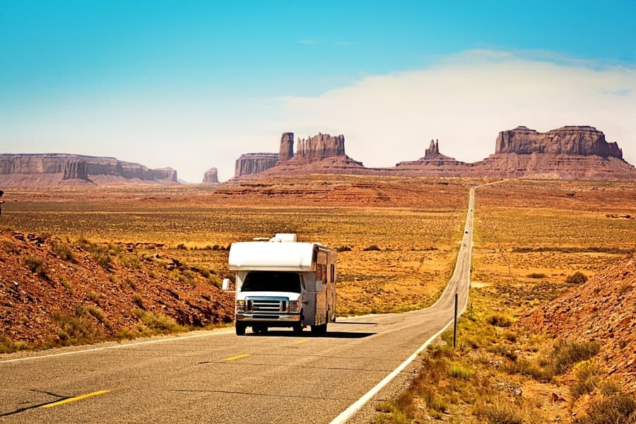 Motorhome in the desert, rv to rent in usa