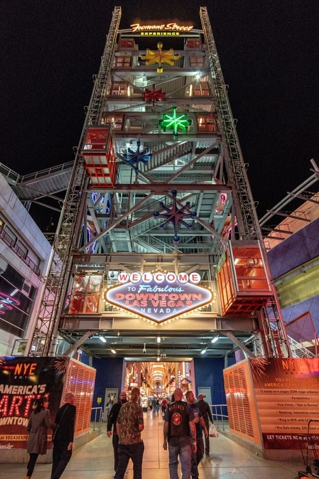 Fremont Street Experience, Las Vegas night attractions