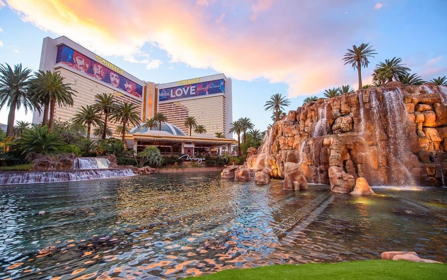 The Mirage, best themed hotels in las vegas