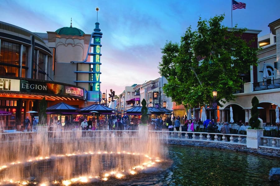 The Grove, a shopping area to go in Los Angeles