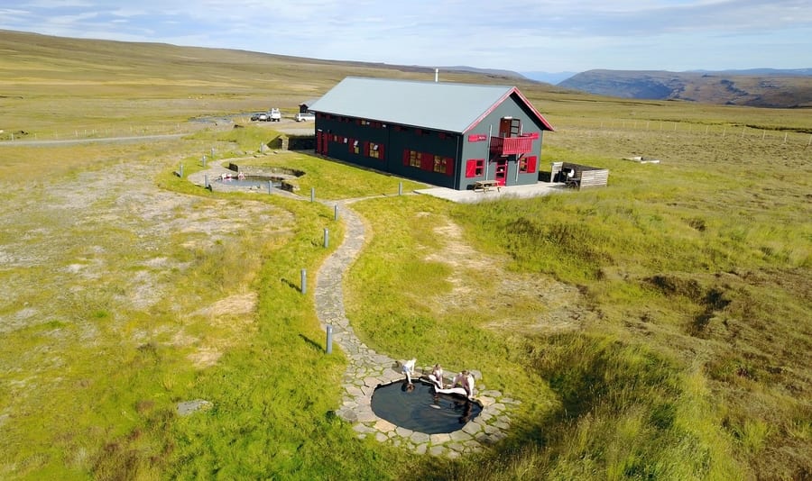 Laugarfell, unos baños termales en Islandia tranquilos
