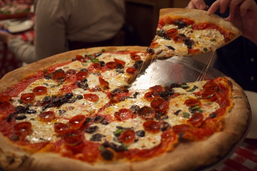 New York-style pizza, best food in dumbo