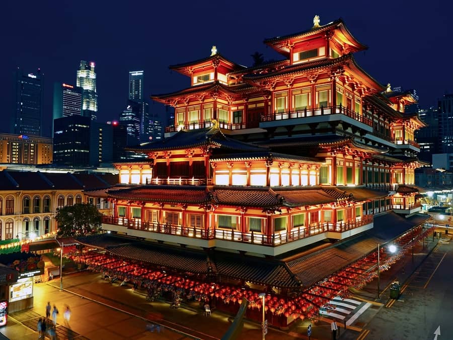 Buddha Tooth Relic Temple, things to see Singapore