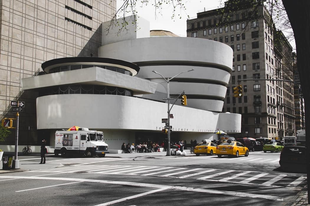 Guggenheim Museum, landmark buildings in new york