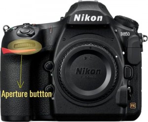 how to set the aperture on the camera