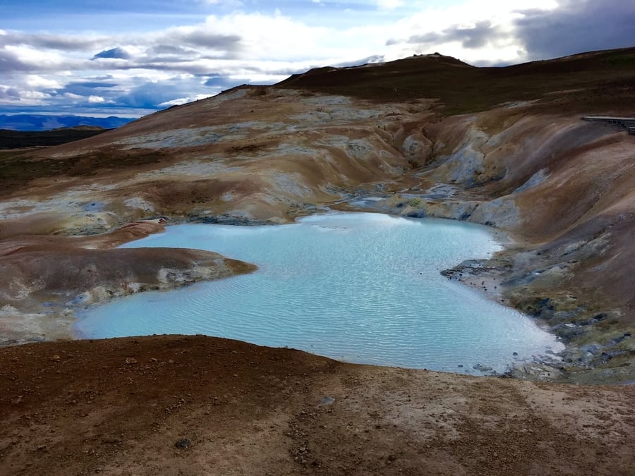 Campo de lava Leirhnjúkur, dónde hacer caminatas tranquilas en Islandia