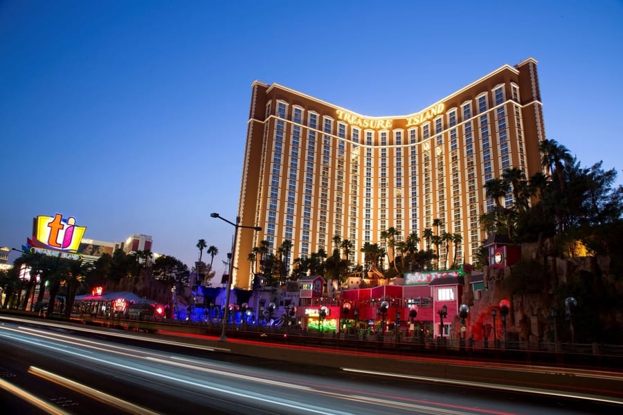 Treasure Island, hoteles de Las Vegas Strip con aparcamiento gratis