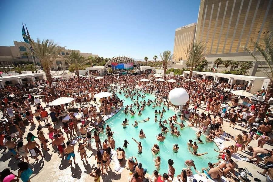 Mandalay Bay Pools  Mandalay bay pool, Las vegas trip, Vacation