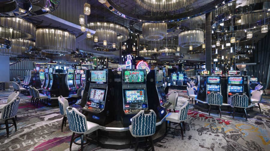 10 Best Casinos In Las Vegas For A Soul-Stirring Holiday!