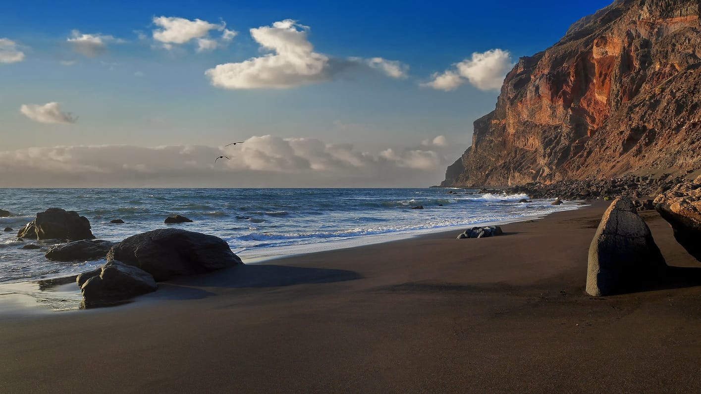 Playa del Inglés, visita que hacer en La Gomera, Islas Canarias