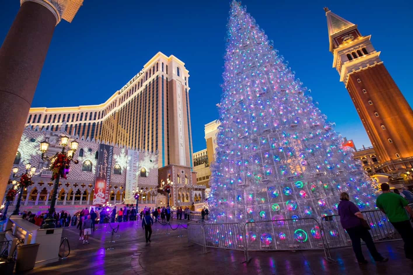 The Venetian Christmas tree, Christmas dinner in Las Vegas