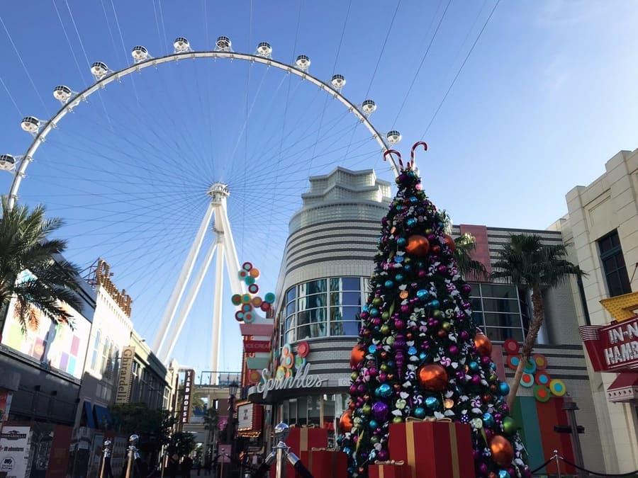 Winter PARQ at LINQ Promenade, una actividad que hacer en Navidad en Las Vegas