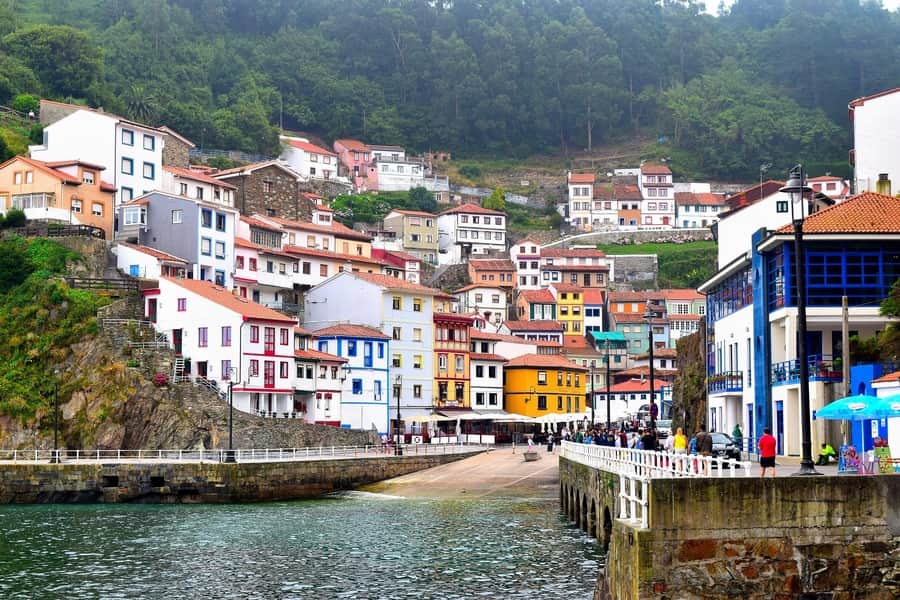 30 Pueblos Más Bonitos de España del 2025 + Mapa
