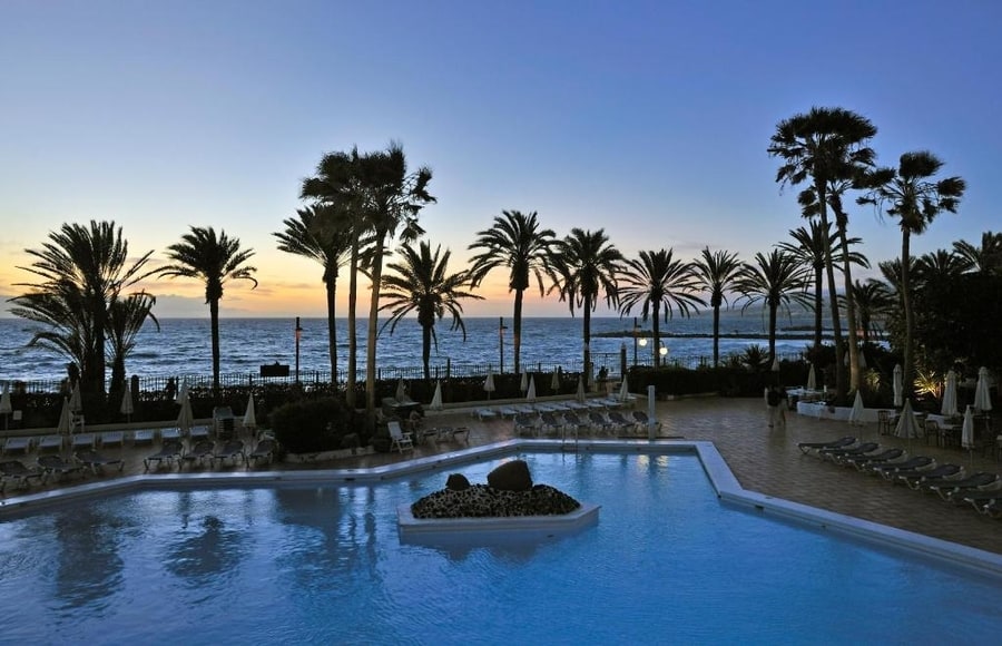 Hotel Sol Tenerife, hoteles en playa de Las Américas cerca de la playa