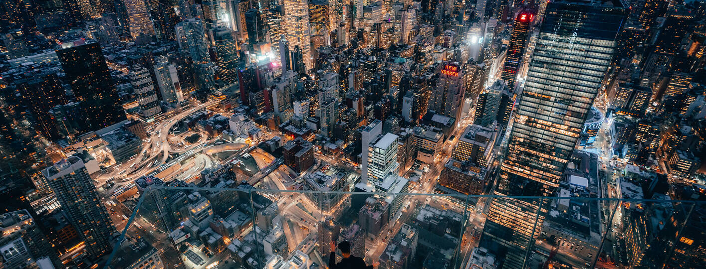 Nighttime NYC skyline, the edge observation deck