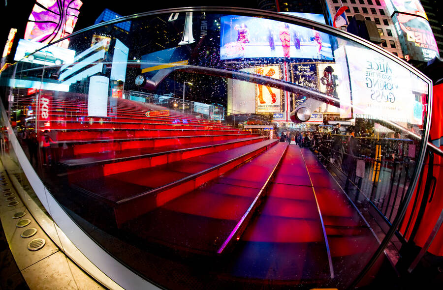 Sanrio Times Square (Now Closed) - Theater District - New York, NY