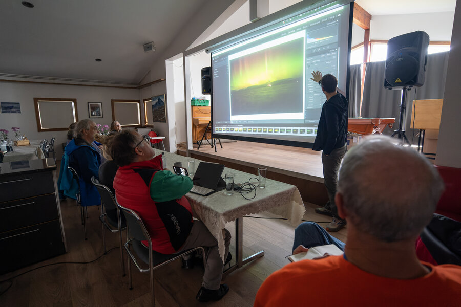 Northern lights editing class during photography tour to Iceland