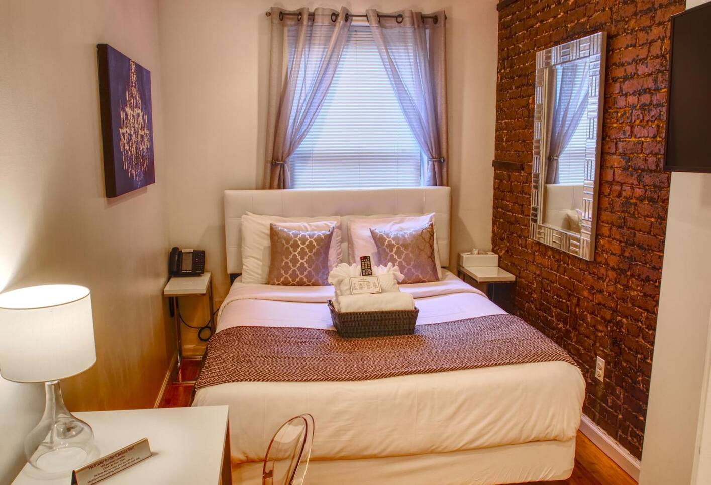 Chelsea Inn, cheap places to stay in New York City