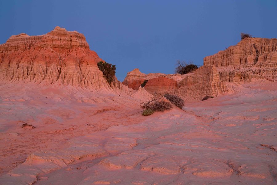 Lunettes in Mungo National Park during blue hour