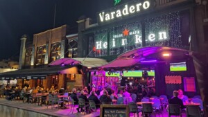 Heineken Bar, una de las mejores discotecas de Lanzarote