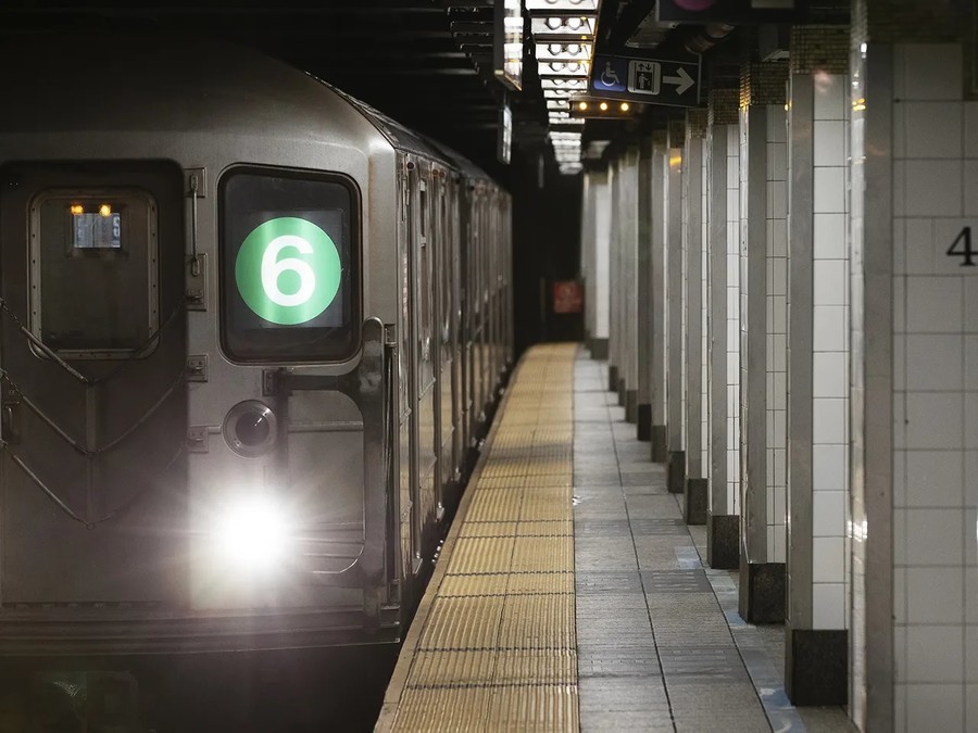 Line 6 train, subway map in new york city