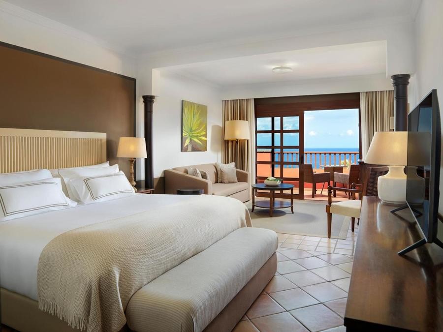 Hacienda del Conde, best hotels in playa de las americas for couples