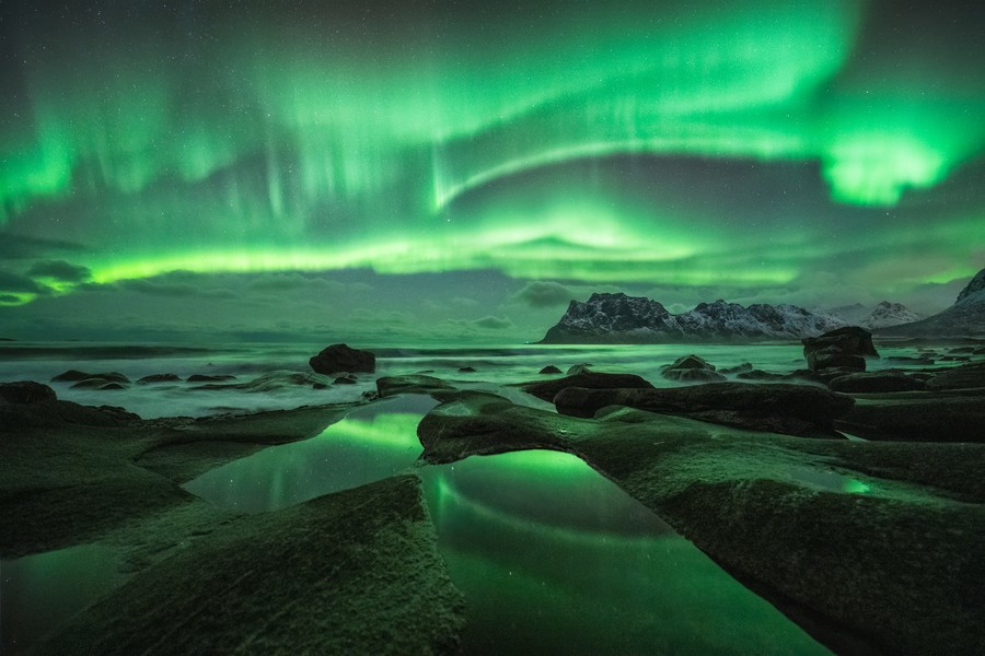 lofoten landscape photograhy arctic northern lights in uttakleiv