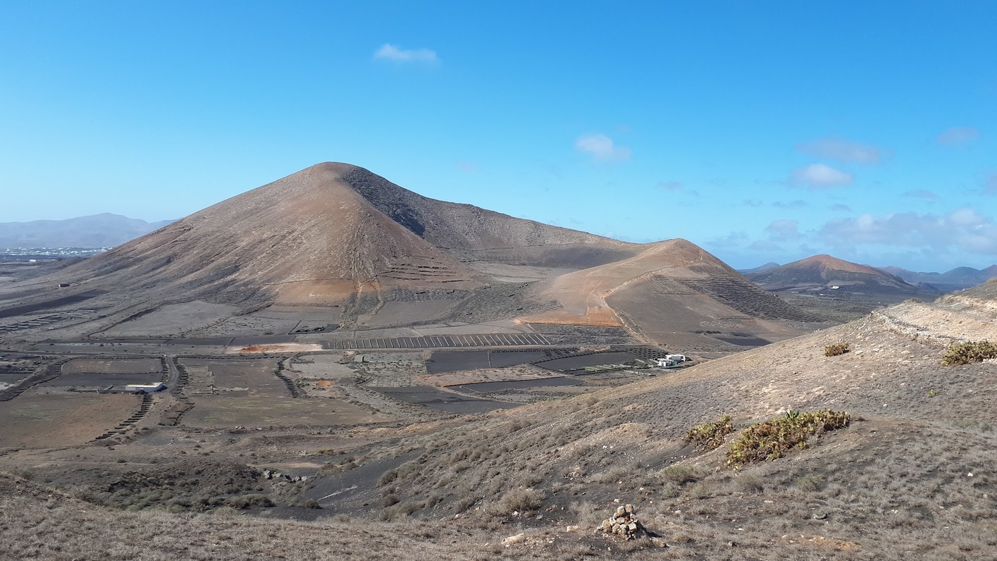 Montaña Blanca, uno de los volcanes más singulares de Lanzarote