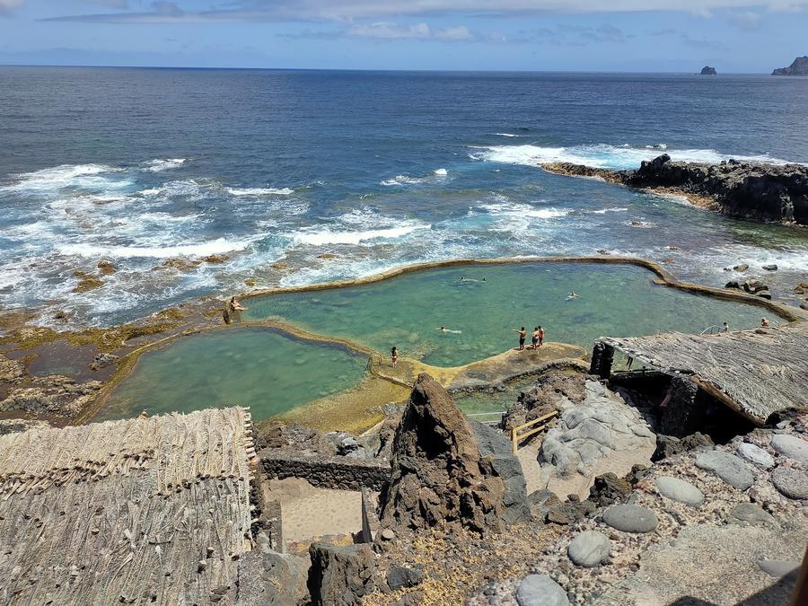 Piscinas naturales de La Maceta, mejor excursión al Hierro desde Tenerife 