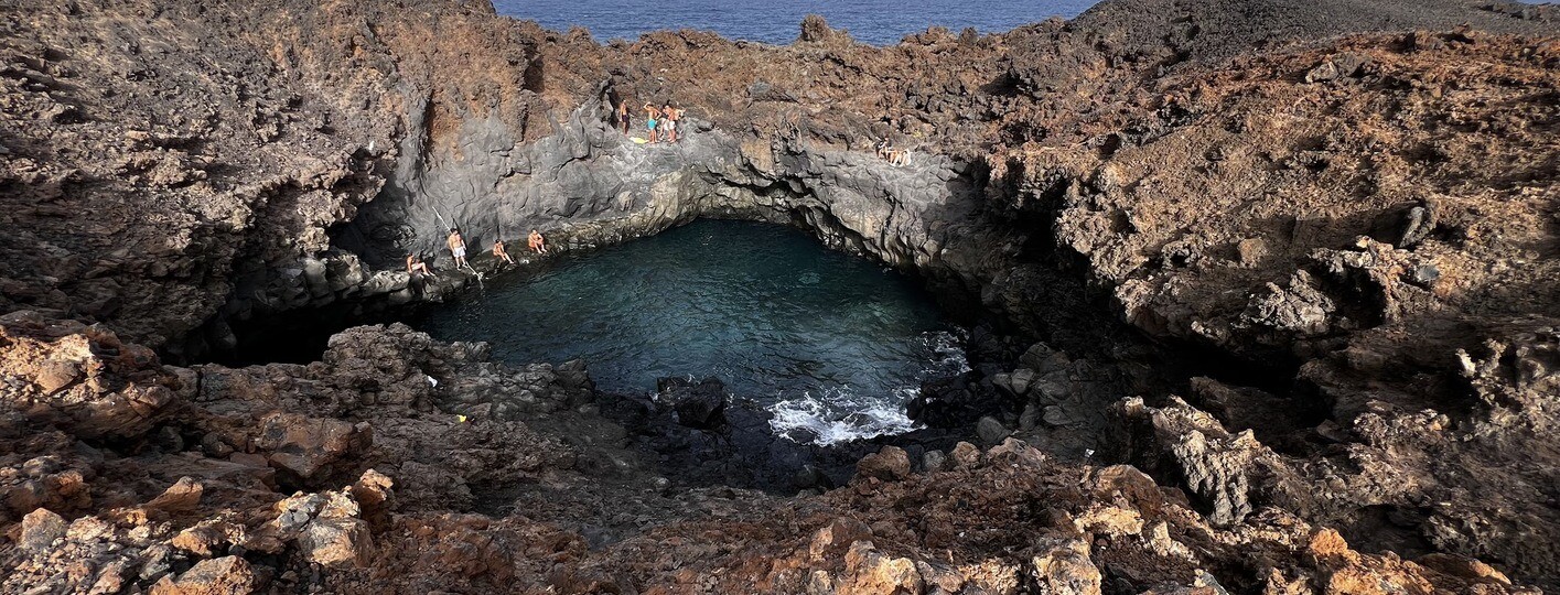 Cueva o Caldera del Agua, una piscina natural en Lanzarote que debes visitar