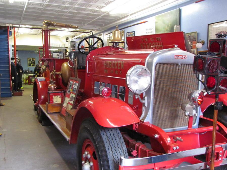Hoboken Fire Department Museum, how far is hoboken nj from nyc